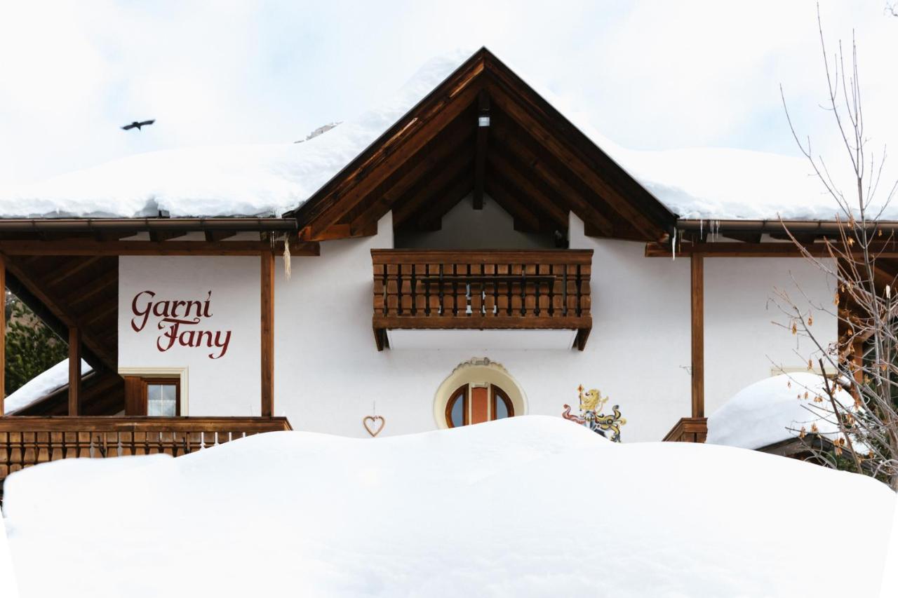 コルフォスコ Garni Fany Bed & Breakfast エクステリア 写真