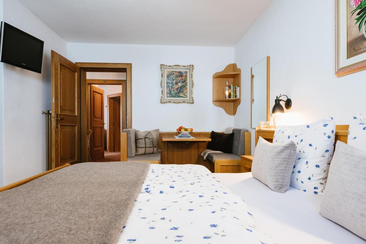 コルフォスコ Garni Fany Bed & Breakfast エクステリア 写真